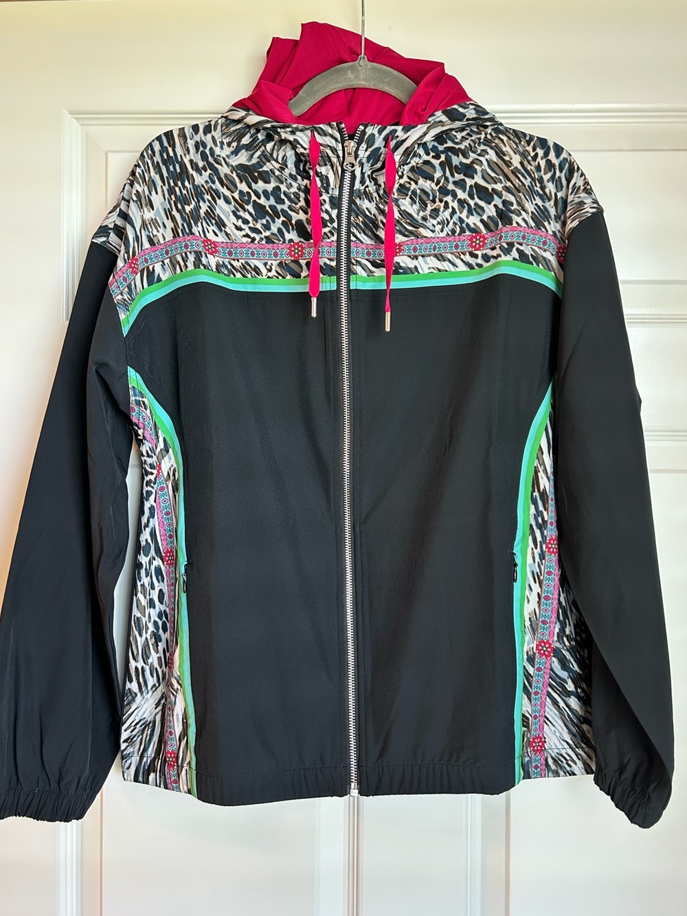 Johnny Was Bee Active NWT Hooded Jacket, Leopard Zebra Print w| Stripes, Small